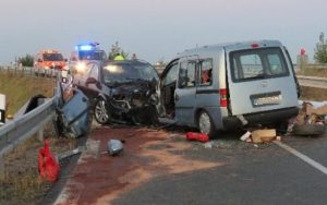 Dopravní nehoda na dálnici si vyžádala čtyři zraněné